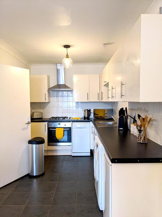 Koala & Tree - Renovated 2 Bed Apartment In City Centre - Short Lets & Serviced Accommodation Cambridge Eksteriør billede